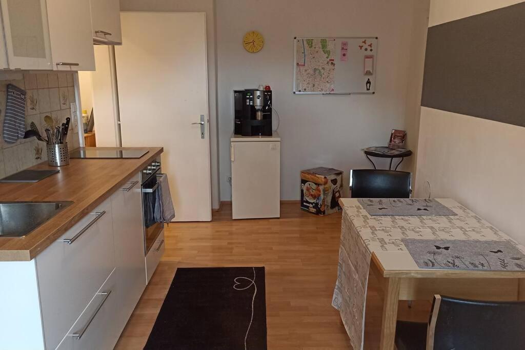 Retrowohnung Im Herzen Von Γκρατς Εξωτερικό φωτογραφία